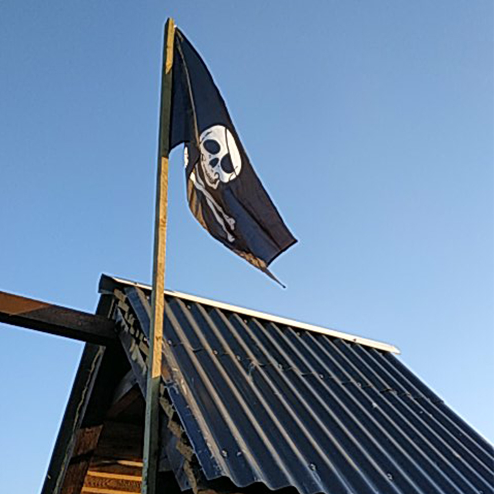 90x150cm Croix Mort Jolly Roger Pirate Drapeau Bannière Décoration
