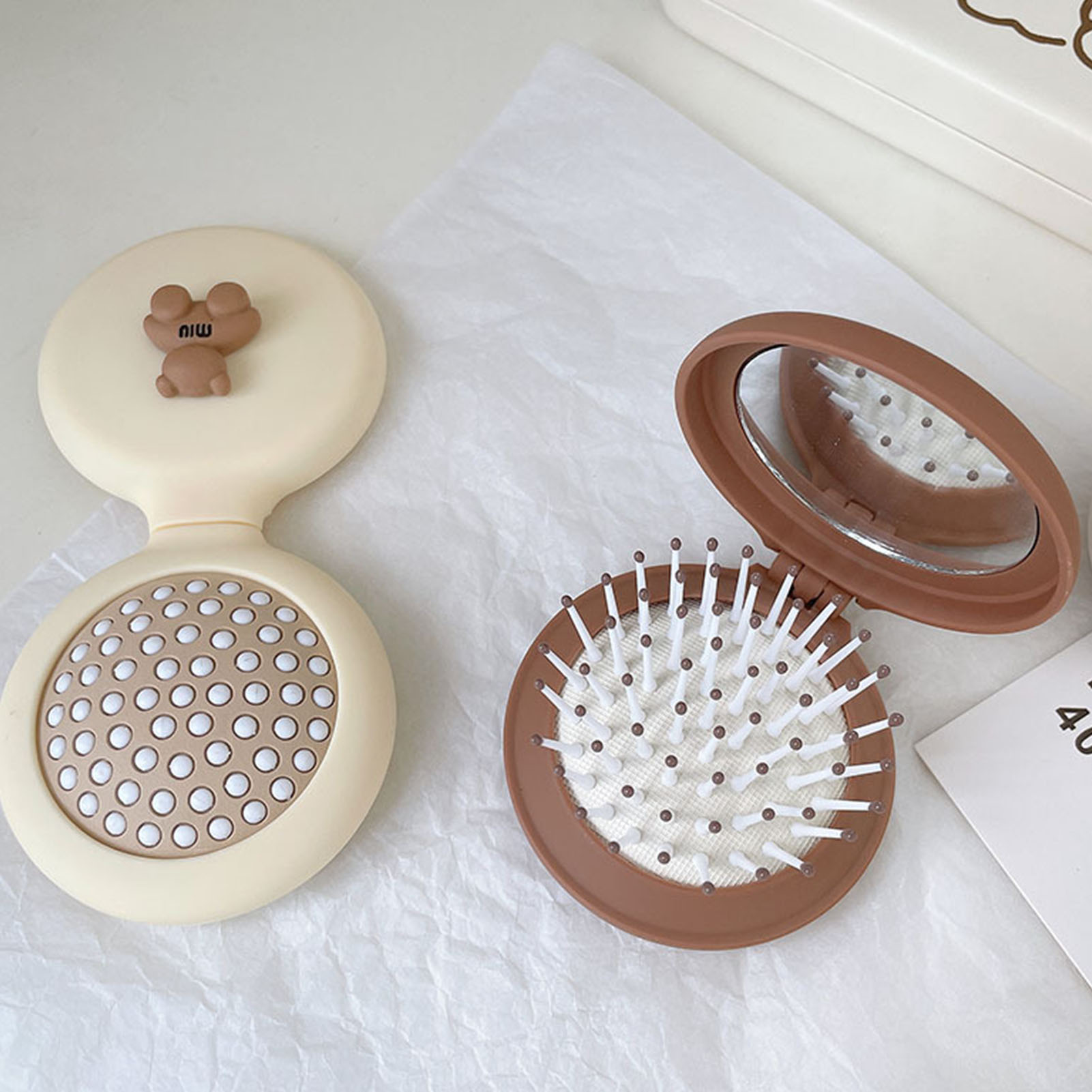 Travel Cushion Hairbrush Round Shaped Bear Decor Portable Folding Comb With - Picture 19 of 21